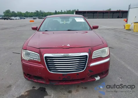 2012 Chrysler 300 из США, поврежденный, VIN 2C3CCAAG8CH273097